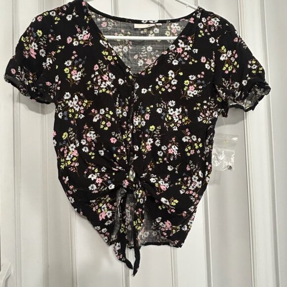 SO Tops - SO Brand Floral Blouse, NWOT Size XS